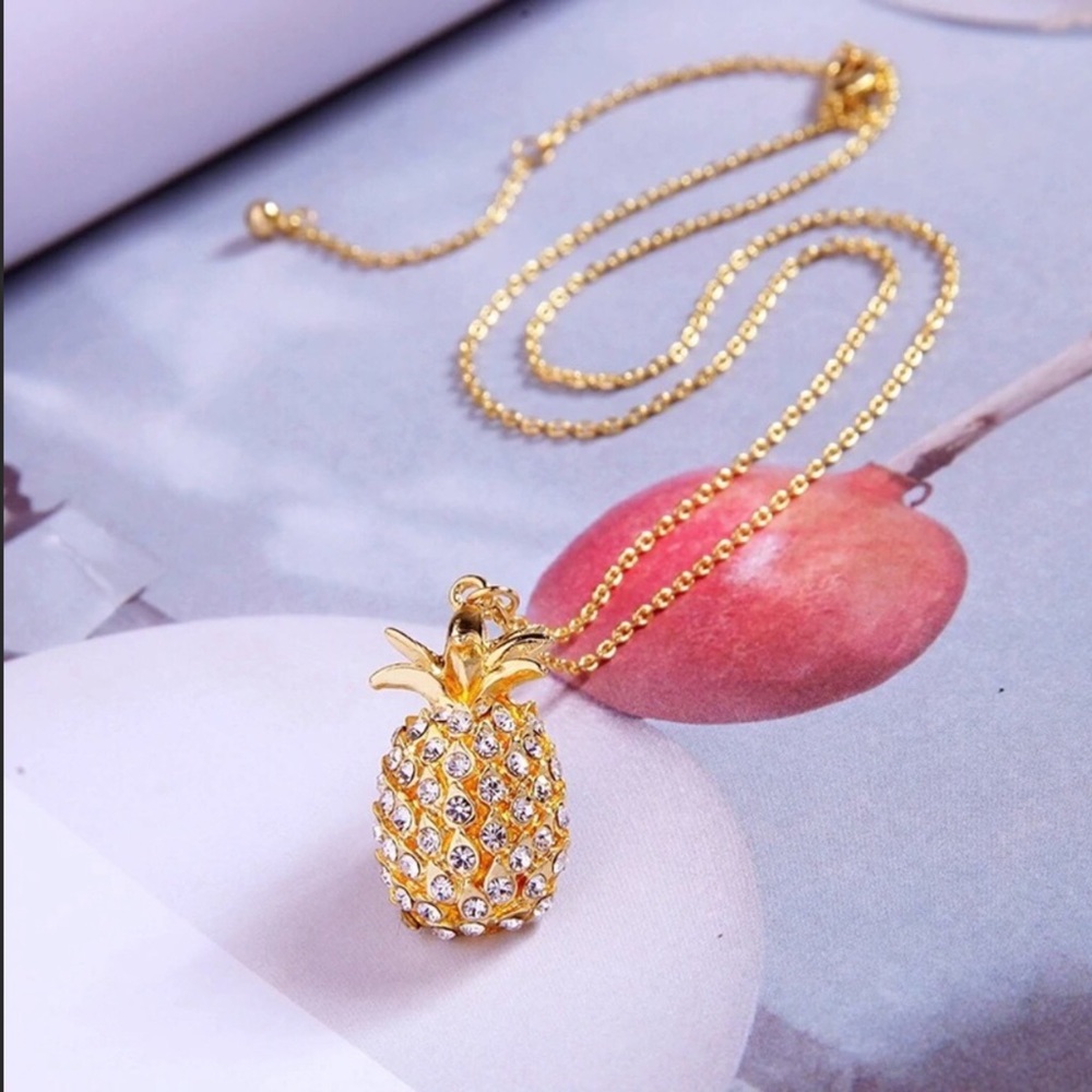 Rhinestone pineapple necklace